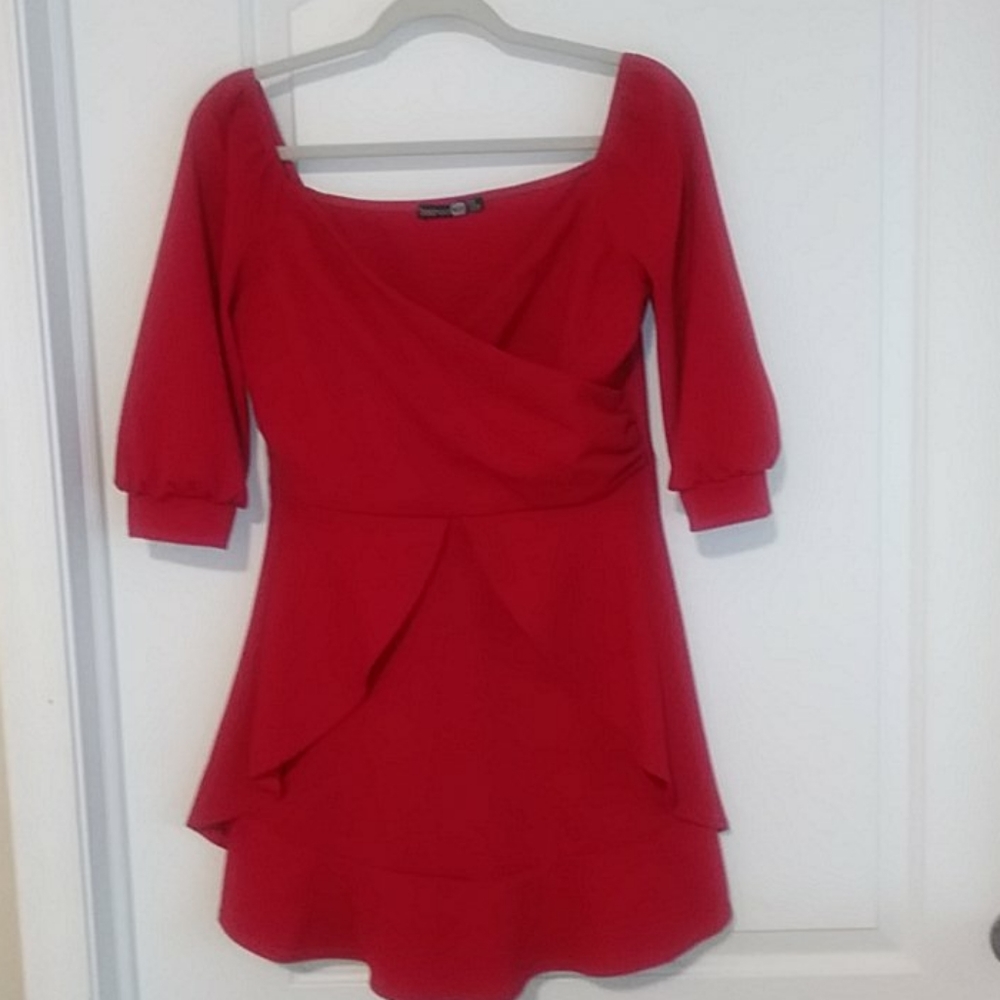 Boohoo night red blouse